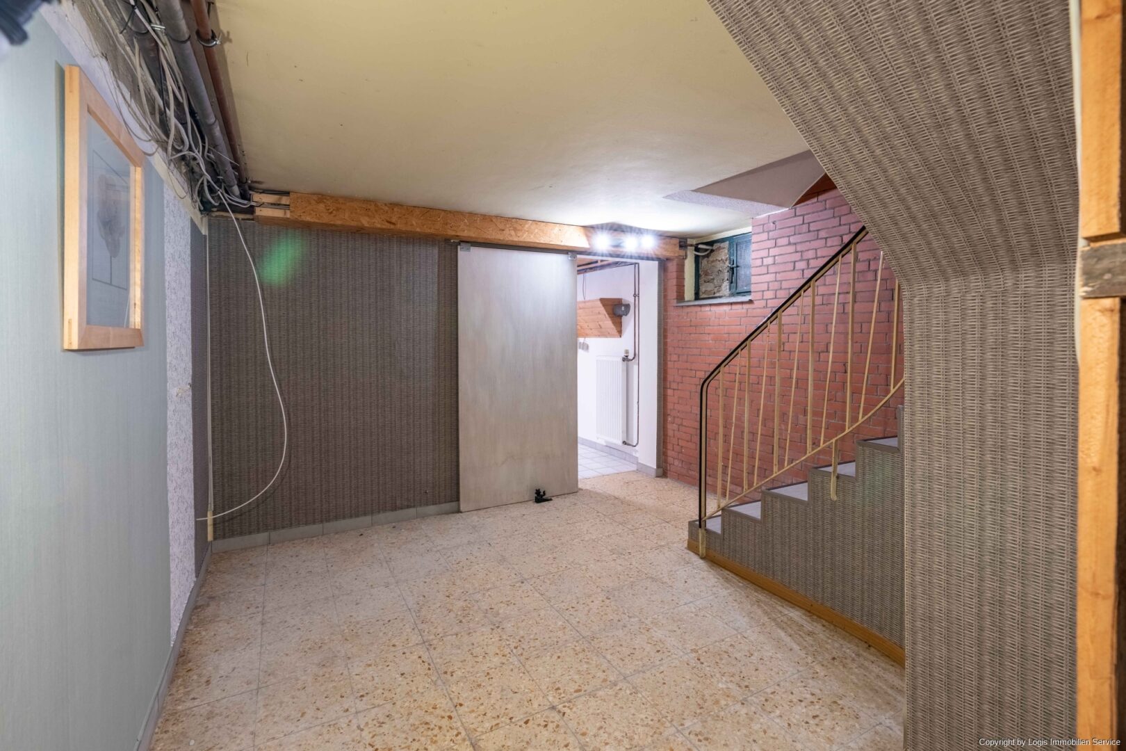 Diele Souterrain