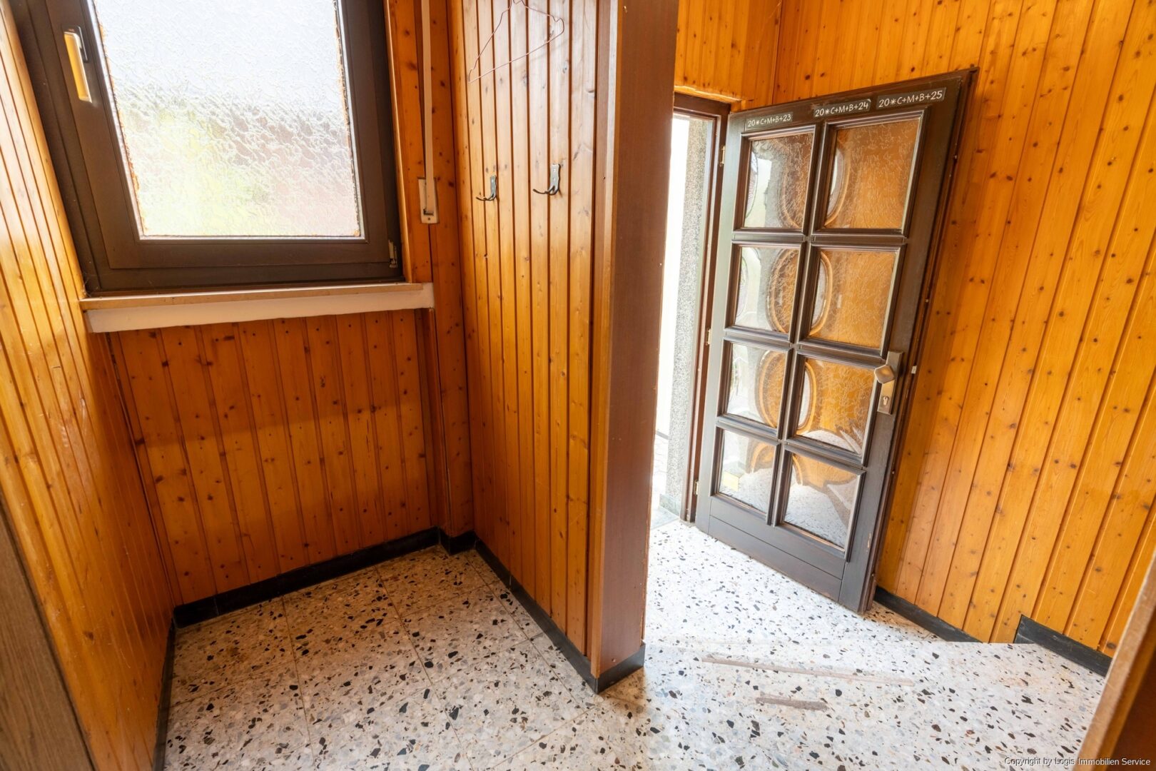 Windfang/Garderobe