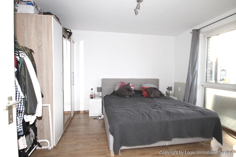 Schlafzimmer Bild 1