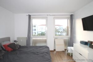 Schlafzimmer Bild 2